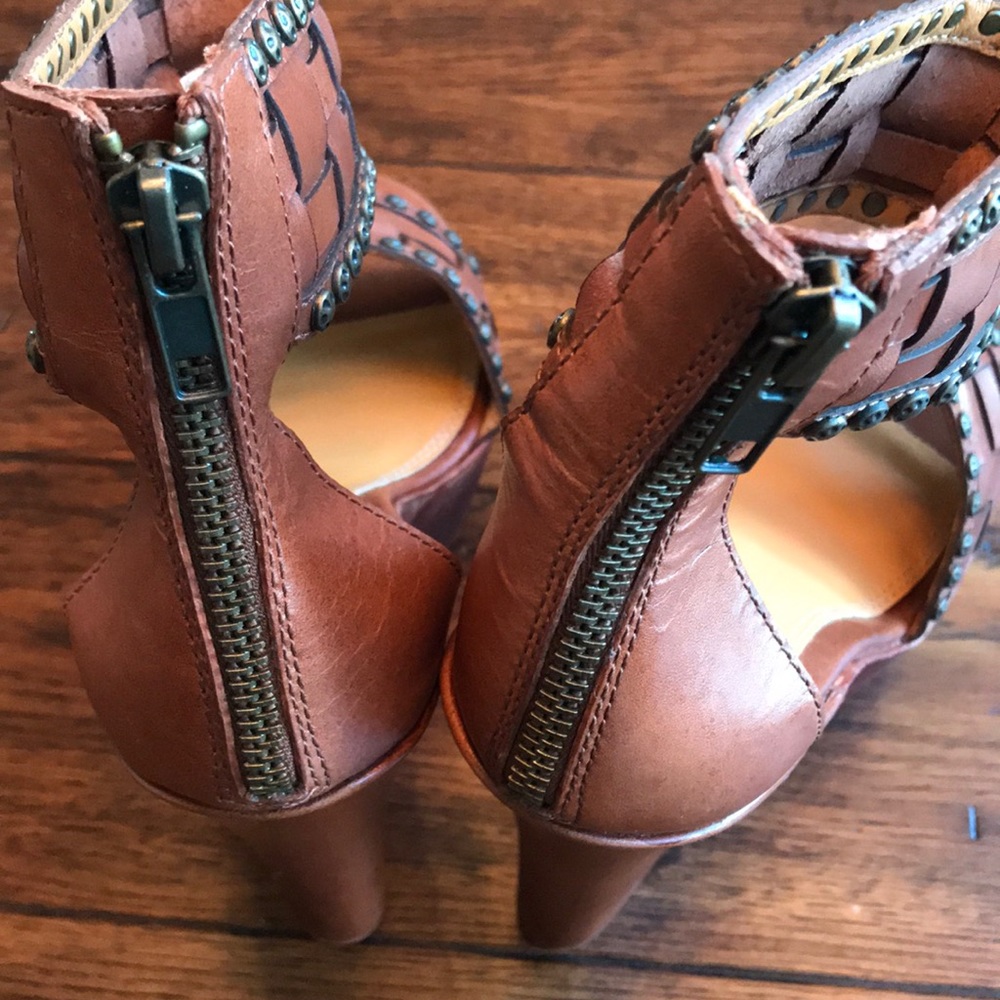 Eric Rutberg Transparent Leather Platform - Picture 5 of 5